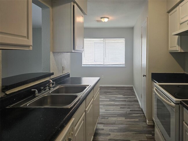 Photo - 398 Duroux Rd Apartment Unit a