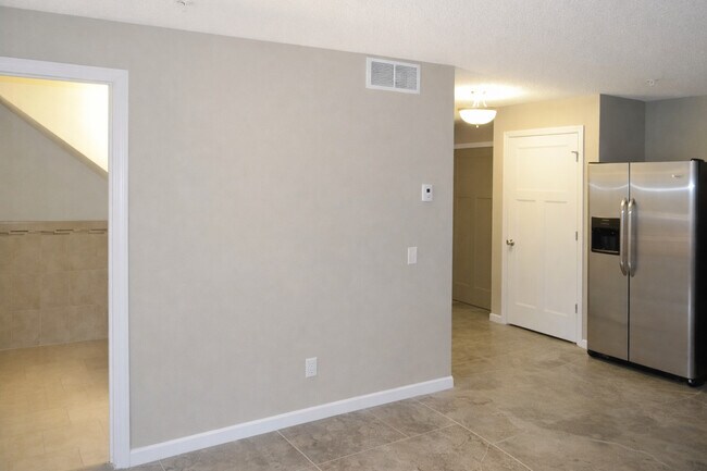 Eagle Crossing Luxury Apartments