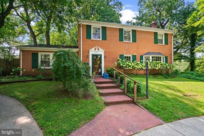 Building Photo - 5801 Devonshire Dr Rental