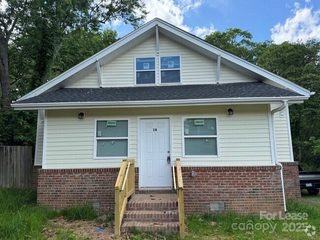 Building Photo - 16 Cauthen St Rental