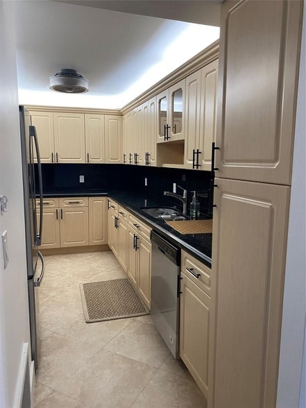 Photo - 1200 Hibiscus Ave Unit 303