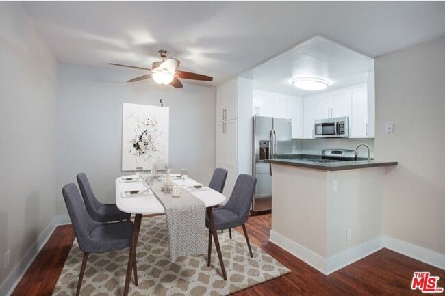 Photo - 5922 Las Virgenes Rd Unit 566