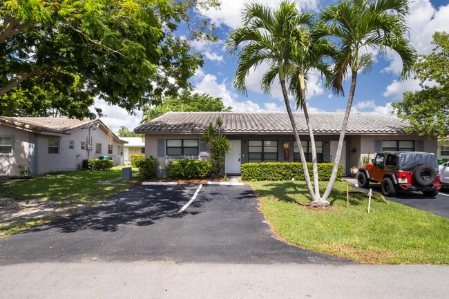 Building Photo - 4108 NW 79th Ave