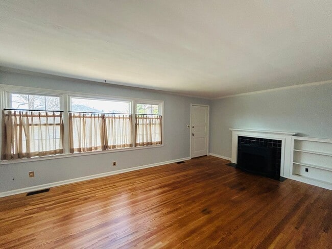 Photo - Absolutely gorgeous, remodeled home in beautiful location in Midtown Tulsa