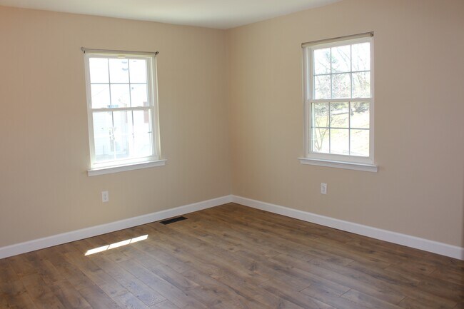 Photo - 2203 Buckingham Cir