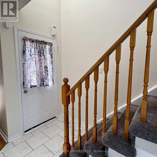 Photo - 63 Acadian Heights