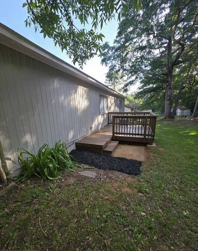 Photo - 170 Kennedy Cir