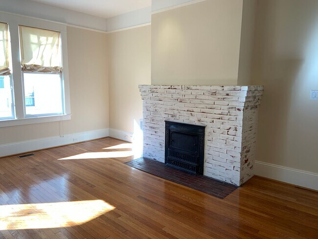 Photo - First Floor Unit For Rent Near UNCG!