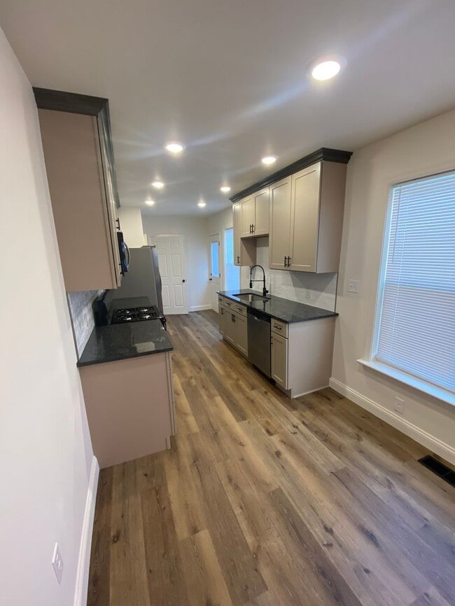 Photo - Gorgeous 3 BR 2.5 BA Townhouse in Thriving...