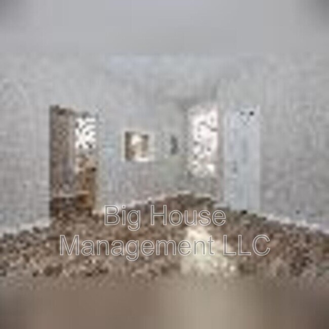 Photo - 3407 Elgin Ave