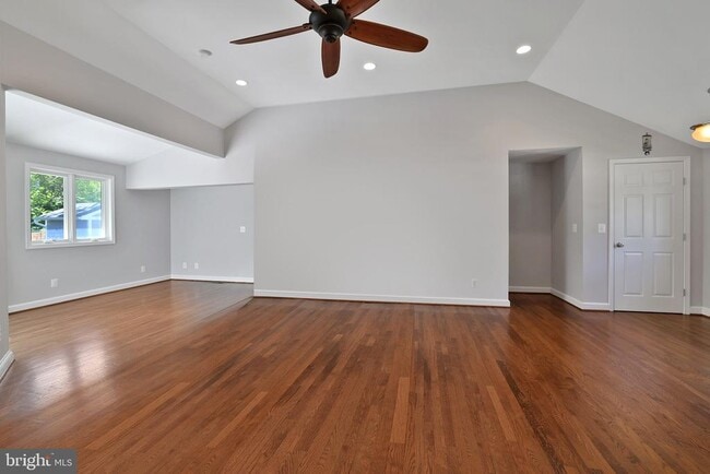 Photo - 5400 Williamsburg Blvd