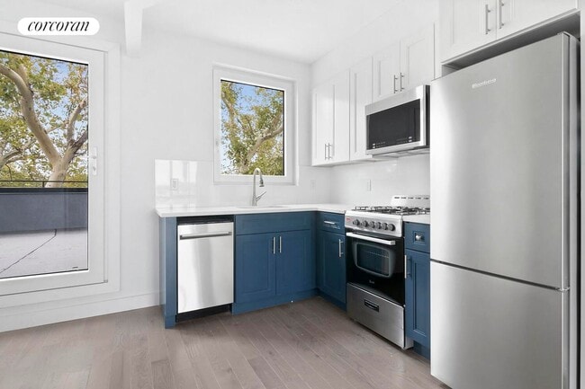 Photo - 576 Lenox Rd