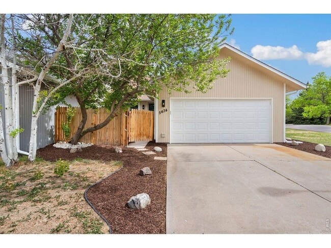 Building Photo - 5434 Fossil Ct N