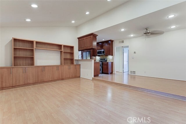 Photo - 1523 E Windsor Rd Unit 203C