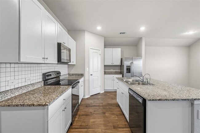 Photo - 6108 Berriweather Dr