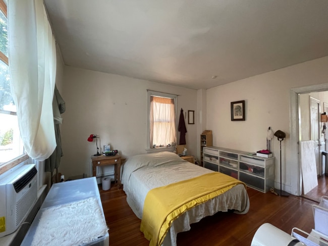 Photo - 366 Friendship St Unidad 2