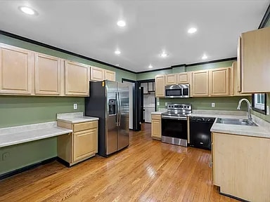 Photo - 1954 Celia Crescent