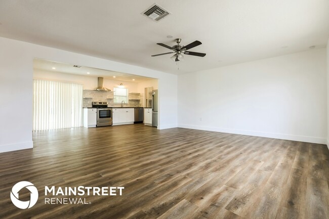 Photo - 185 Norfolk Ave NW Casa