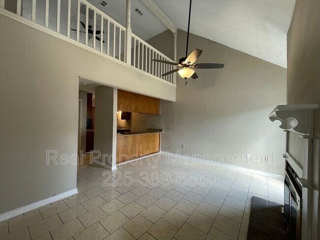 Photo - 8152 Baringer Rd