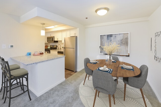 Strafford Station Apartment Homes