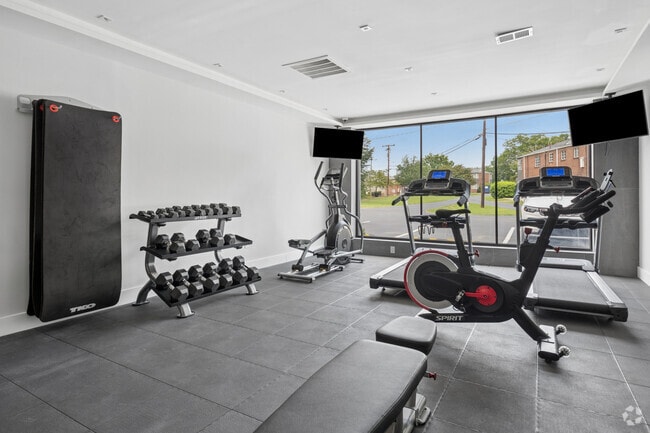 Fitness Center - The Oaks at Anderson Apartments