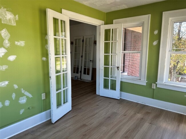 Photo - 263 W 29th St