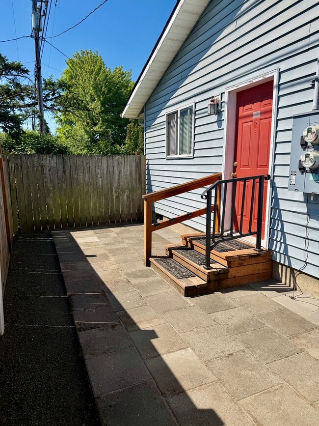 Photo - 1004-1010 24th Avenue SE Unit 1010