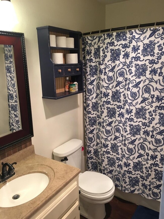 Photo - Available JULY 1st! Beautiful clean open concept home!