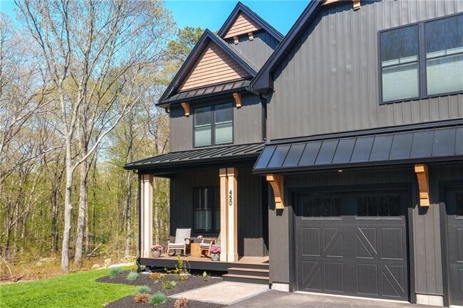 Photo - 450 Carrs Pond Rd