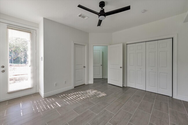 Photo - 119 Capetown Ln Rental