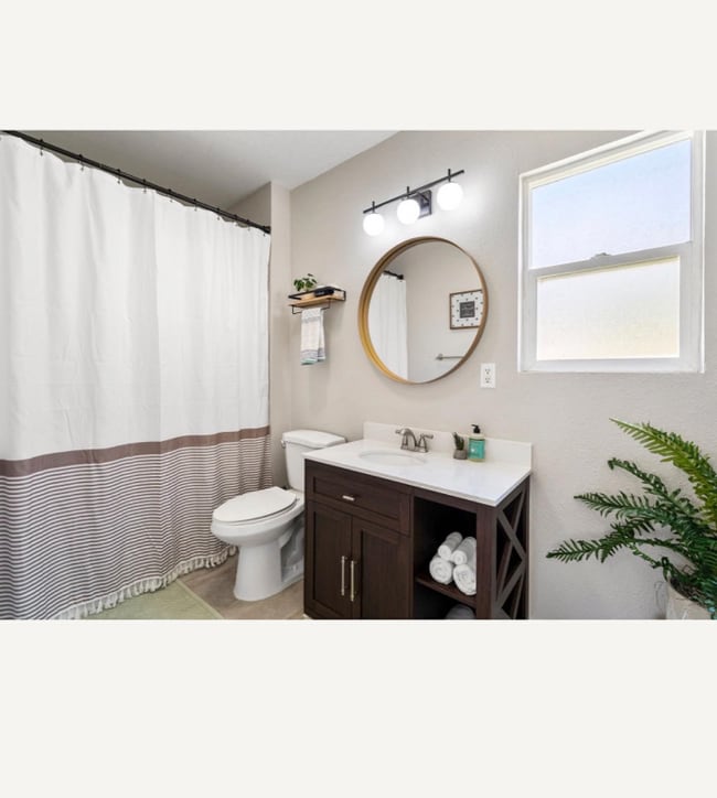 Photo - 4438 Texas St