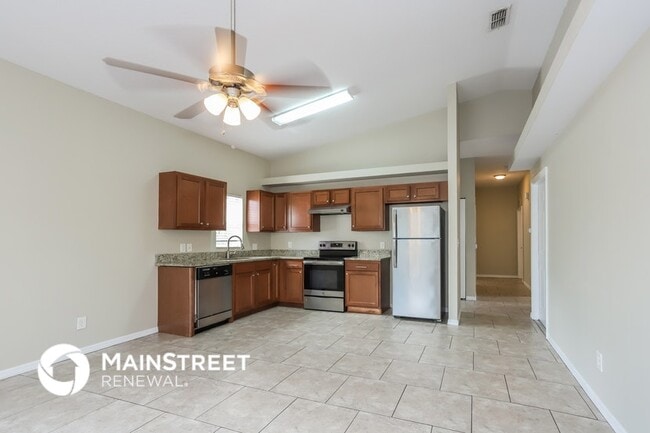 Photo - 1321 Melrose Ave S