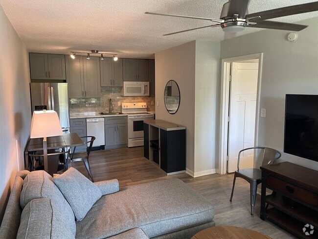 Building Photo - 403 Hayden Rd Unit 240 Rental