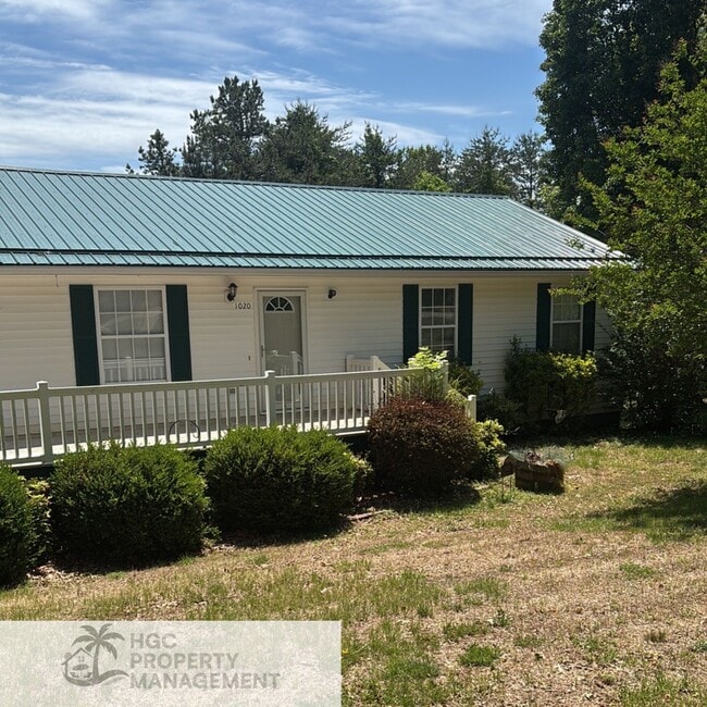 Building Photo - 1020 Anglin Mill Rd