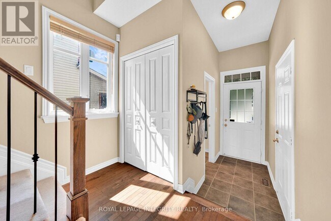 Photo - 175 Hornchurch Ln