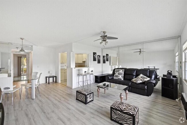 Building Photo - 146 Suffolk F Unit 146 Rental