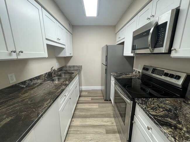 Photo - ANNUAL RENTAL - 1 BED / 1 BATH CONDO AT MY...