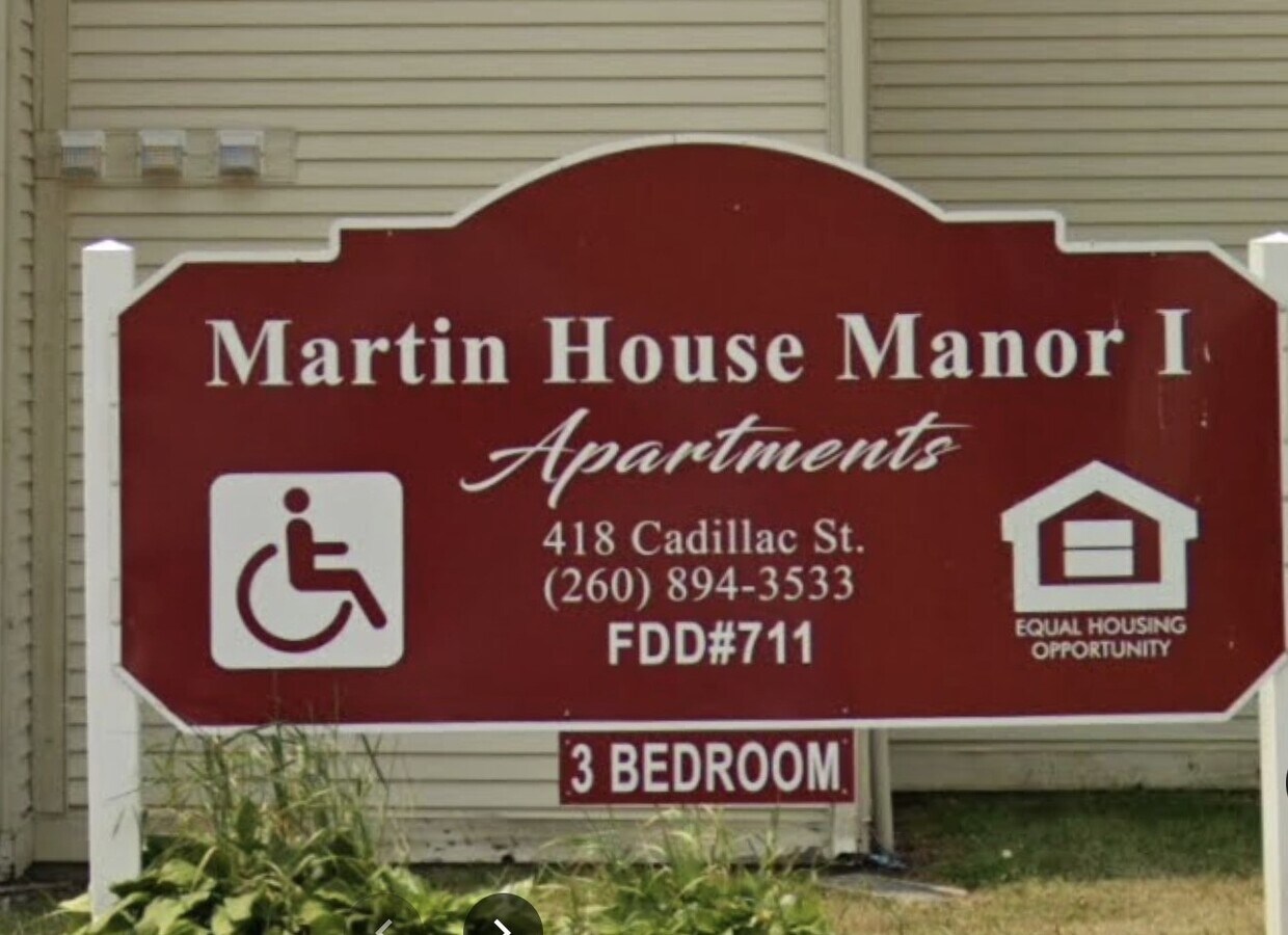 Photo - 400 Cadillac St