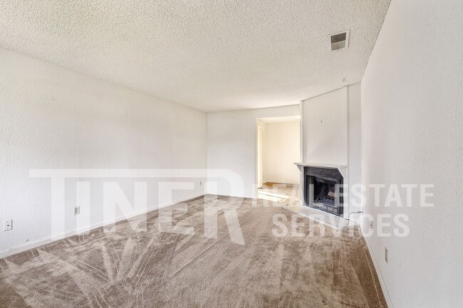 Photo - 6351 Denton Way