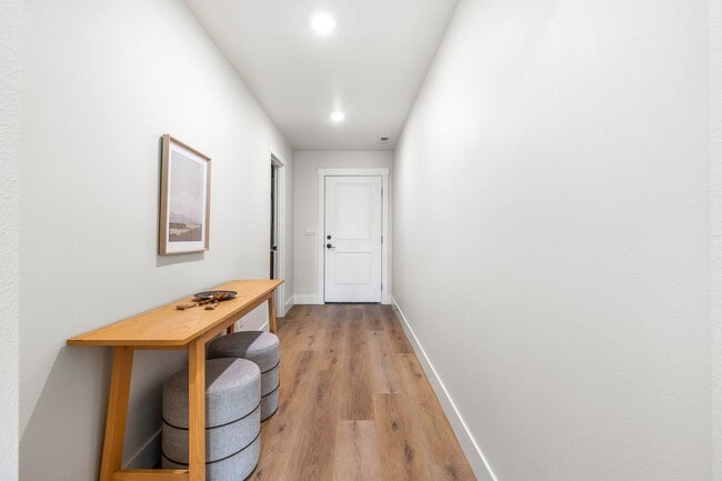 Photo - 609 N Rd 34 Unit A ??FIRST MONTH RENT FREE??