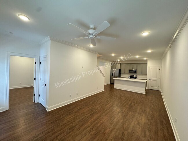 Photo - 3BR/3.5BA - End Unit in South Grove