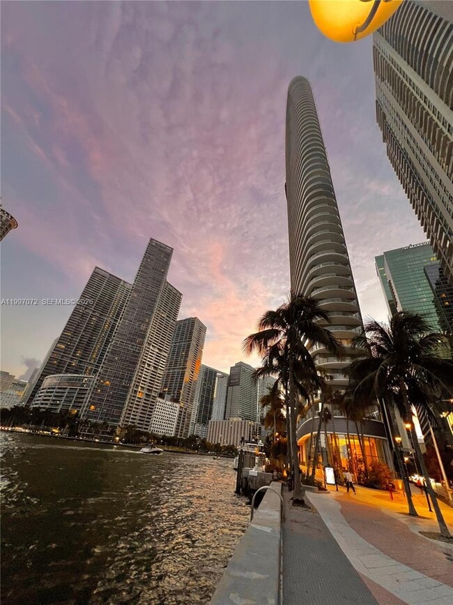 Photo - 300 S Biscayne Blvd Unit T-3607