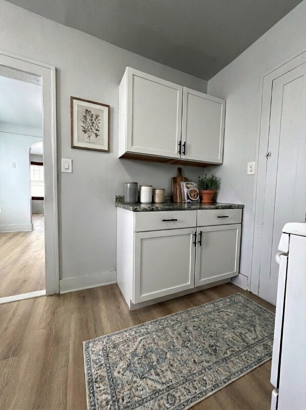 Photo - 138 E Henry St Unidad 1