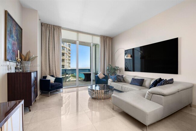 Photo - 15811 Collins Ave Unidad 4102