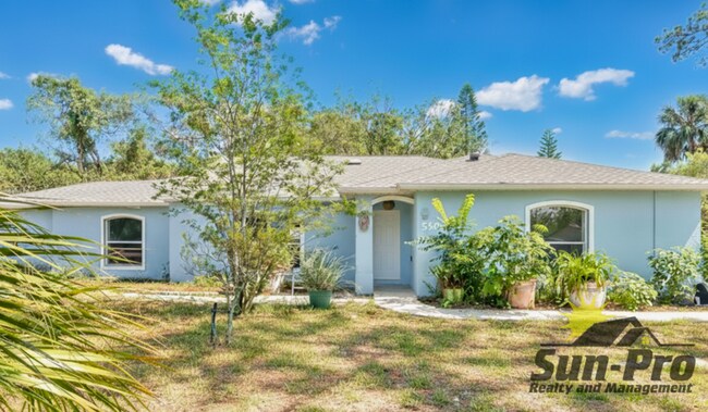 Building Photo - 5505 Magnolia Ave