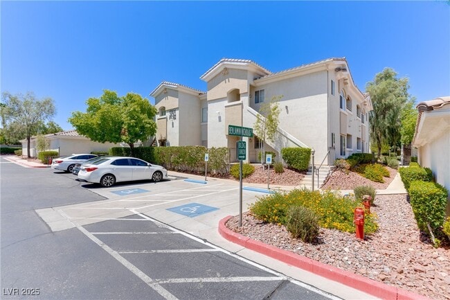 Photo - 1301 Red Gable Ln Unidad 204