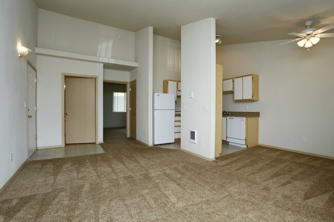 Photo - Gateway Village Apartments