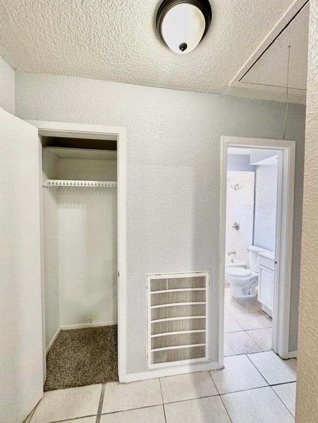 Photo - 16110 White Star Dr
