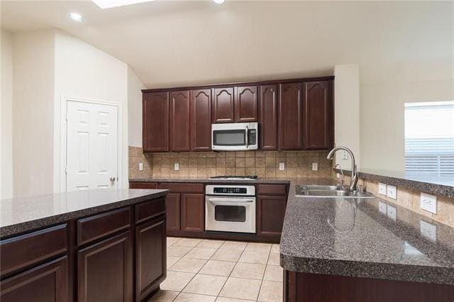 Photo - 1096 Wetland Dr