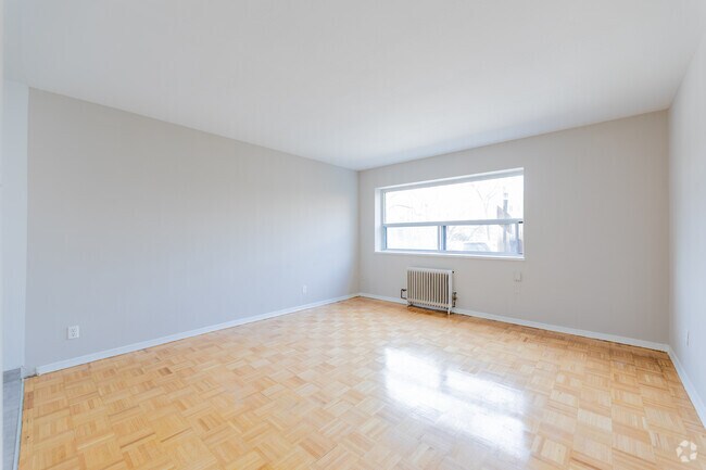 1BR, 1BA - Living Room